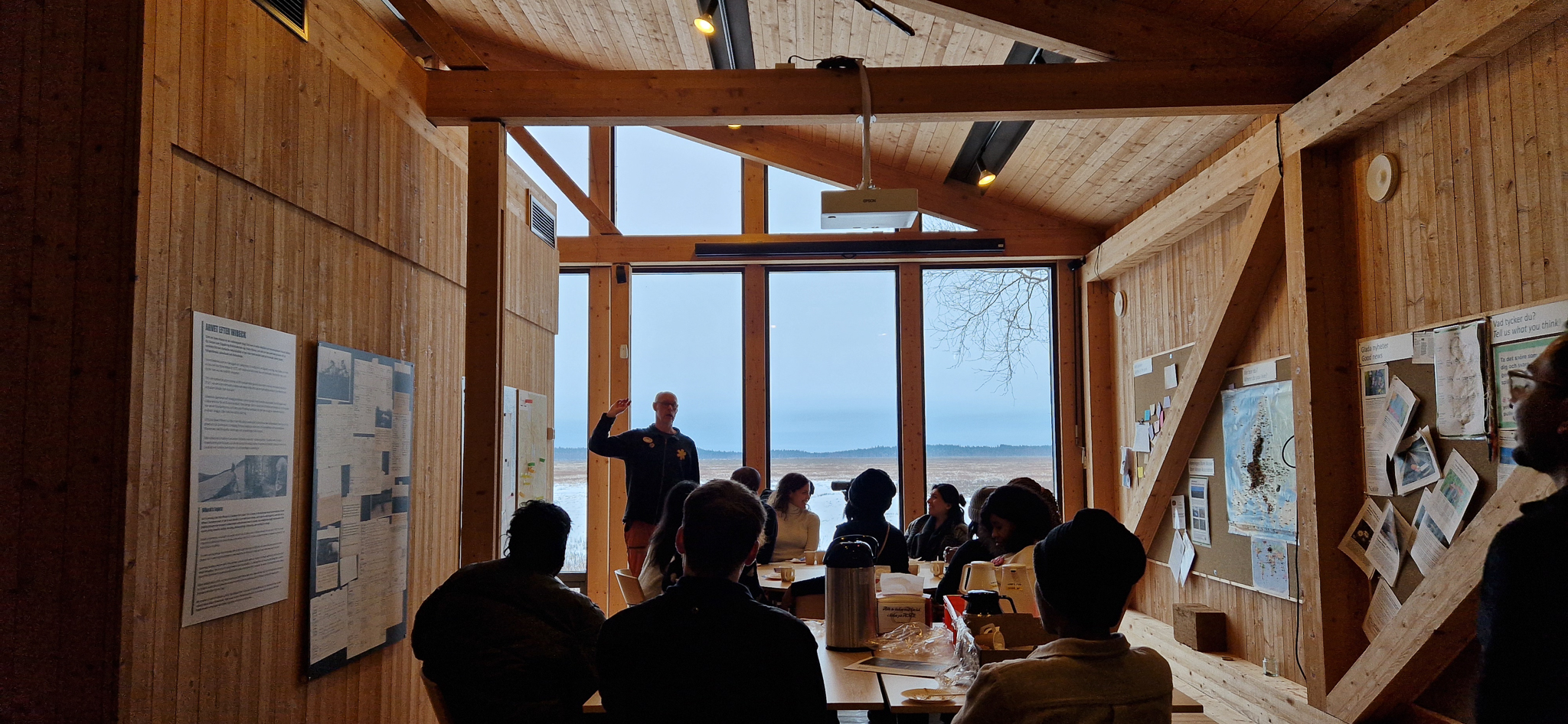 Rundtur Med Studenter Från JU 13